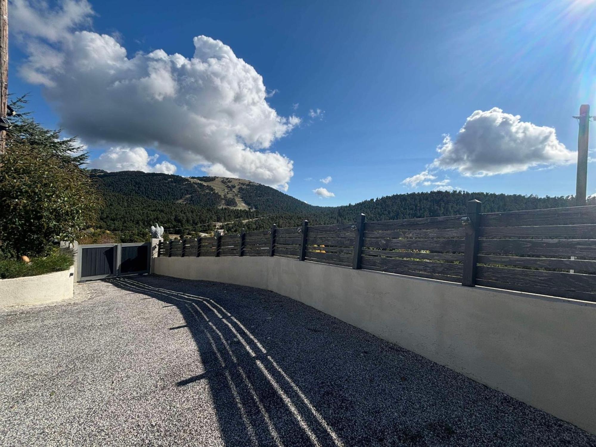 L'Alpen Roc Bed and Breakfast Caille Buitenkant foto